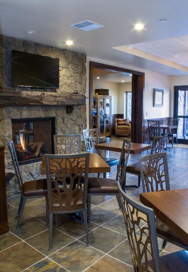 Cedar Creek Lodge & Conference Center Columbia Falls Esterno foto