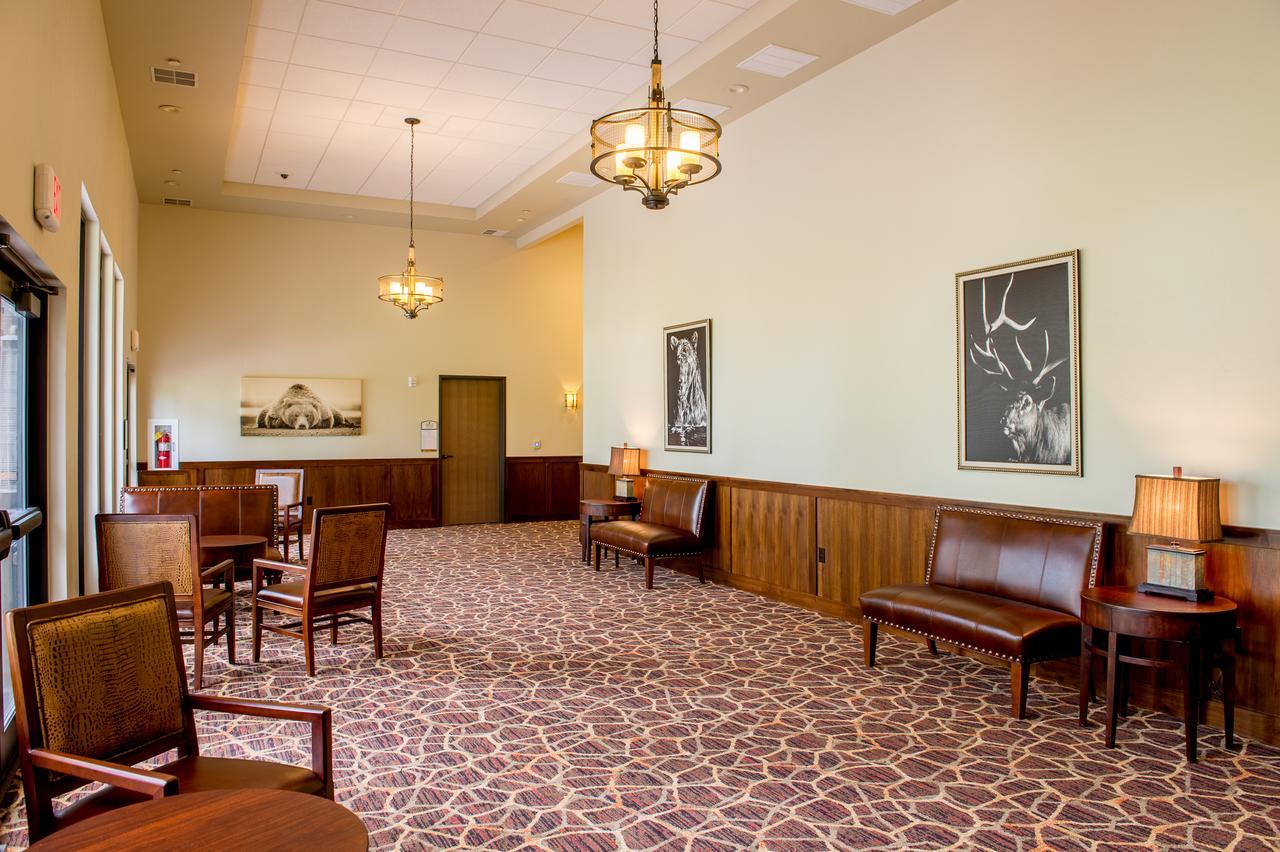 Cedar Creek Lodge & Conference Center Columbia Falls Esterno foto